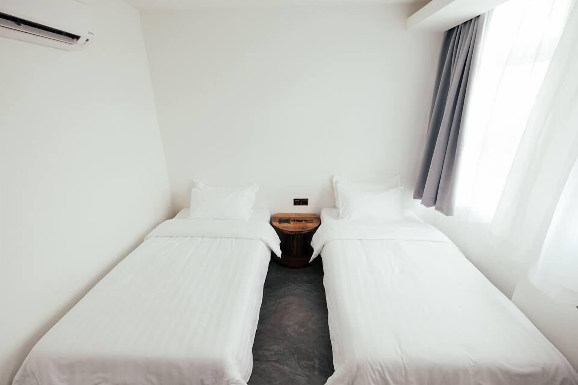 White Loft Hotel Malacca Buitenkant foto