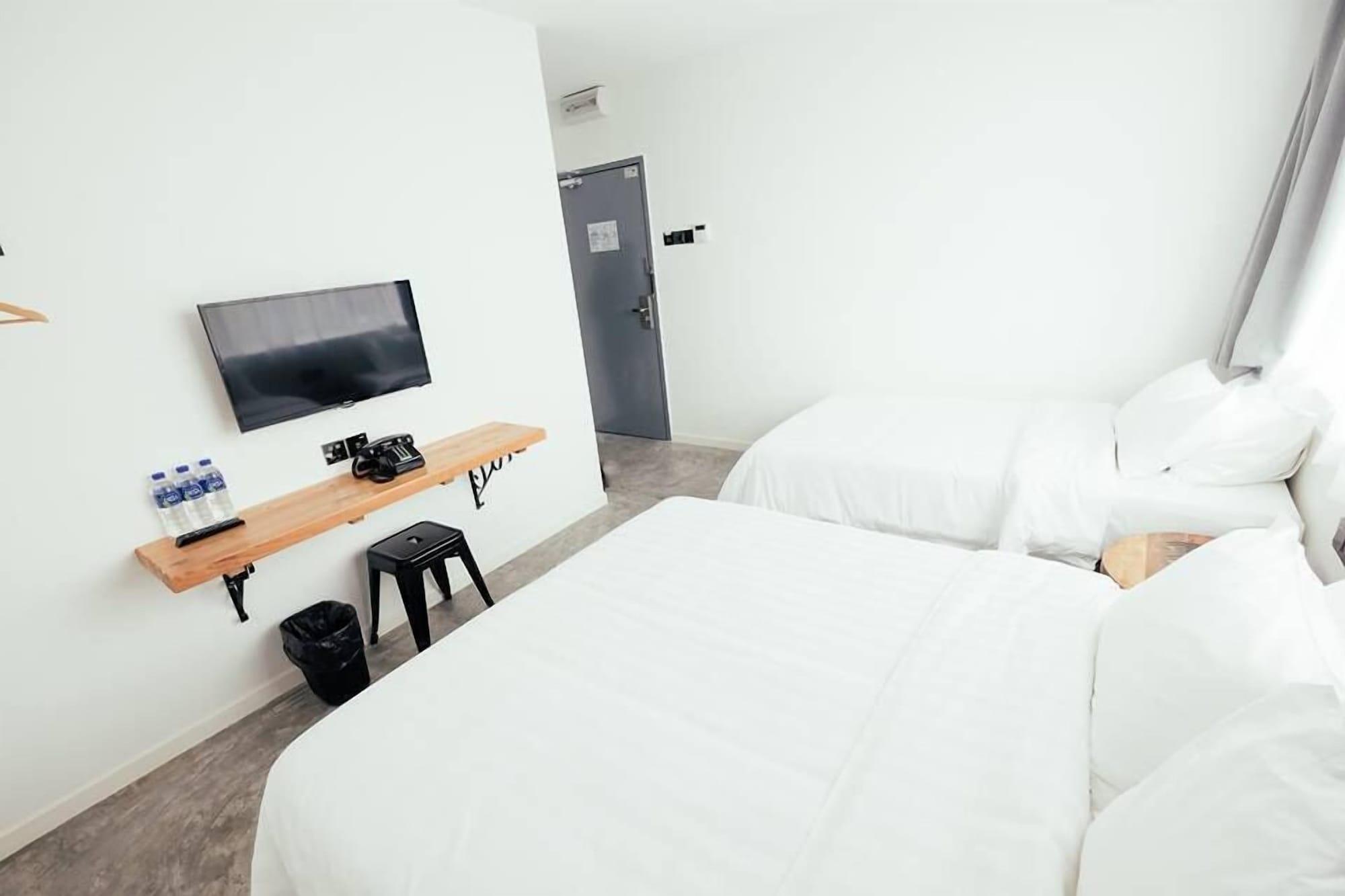 White Loft Hotel Malacca Buitenkant foto