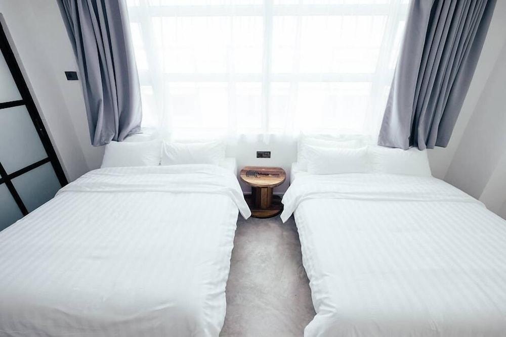 White Loft Hotel Malacca Buitenkant foto