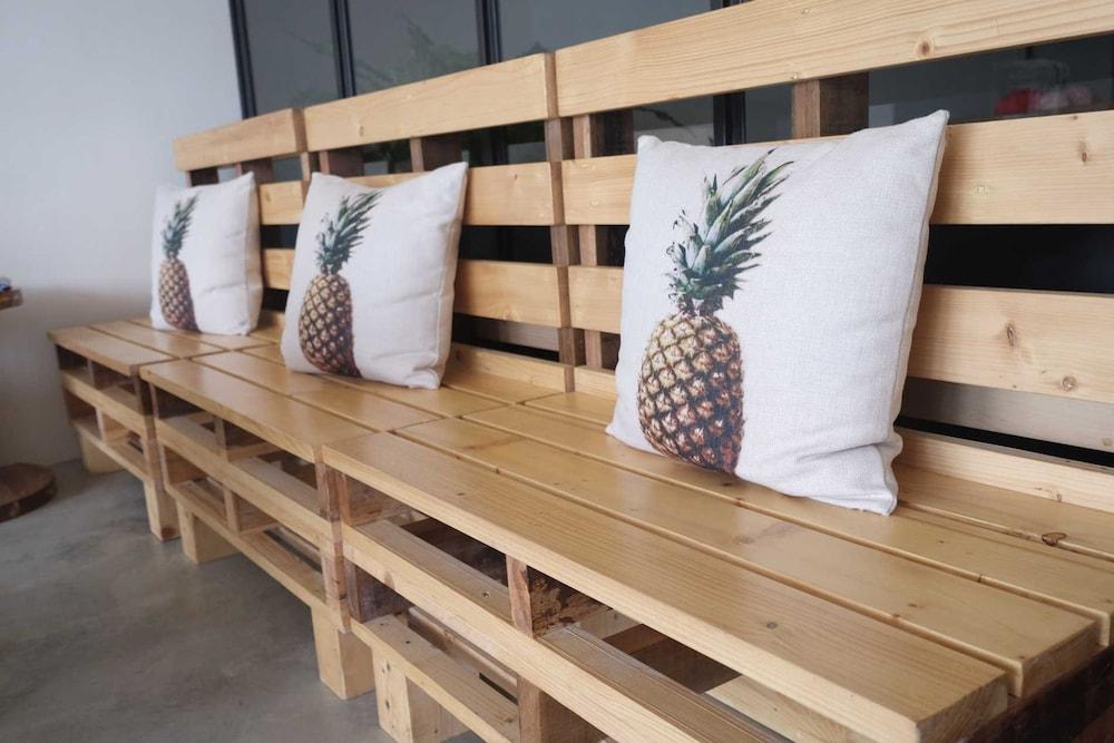 White Loft Hotel Malacca Buitenkant foto