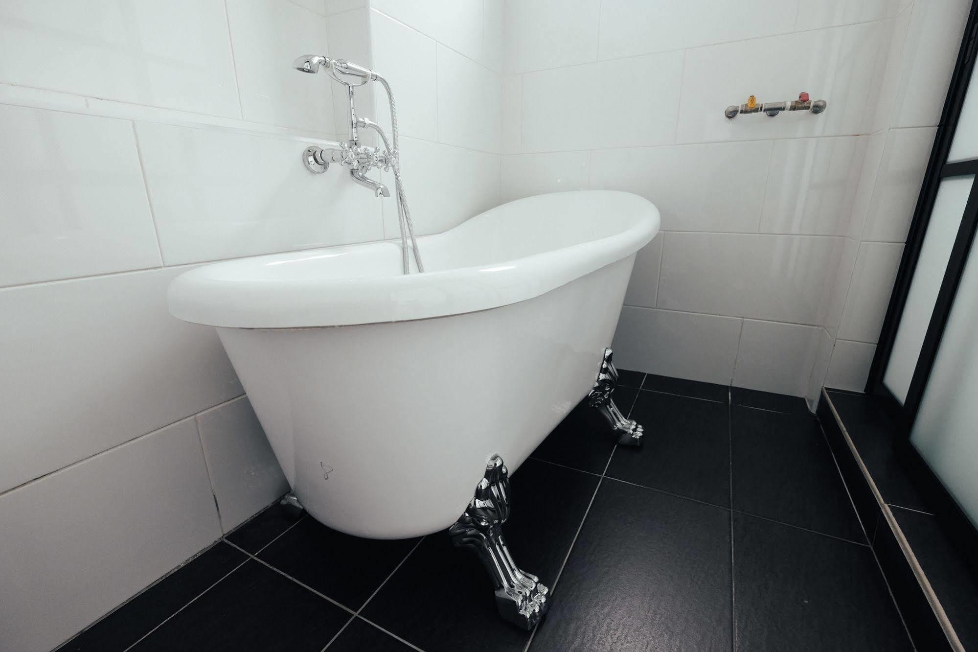White Loft Hotel Malacca Buitenkant foto