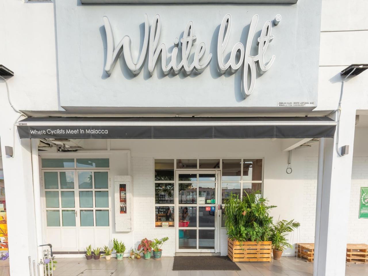 White Loft Hotel Malacca Buitenkant foto