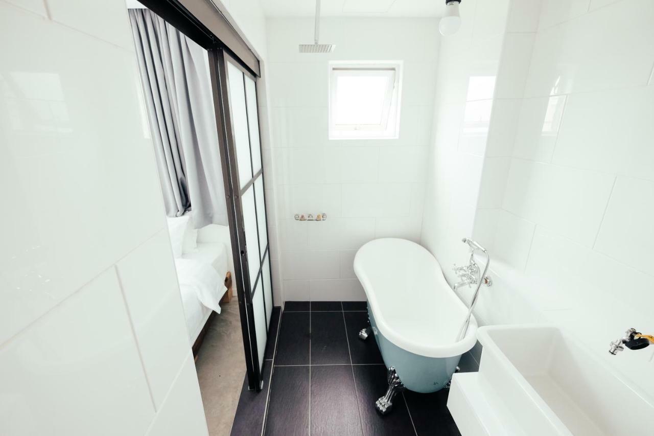 White Loft Hotel Malacca Buitenkant foto