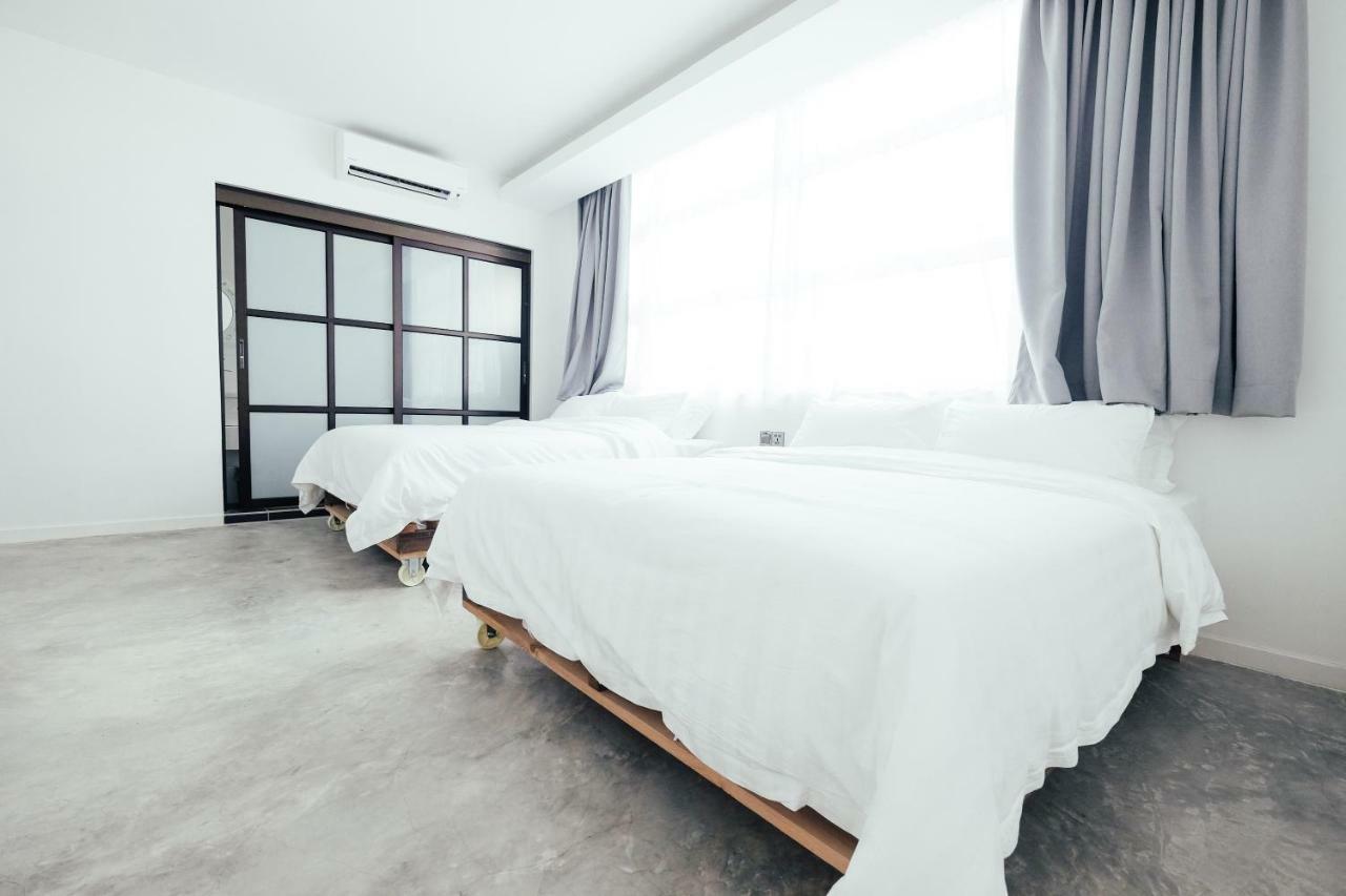 White Loft Hotel Malacca Buitenkant foto